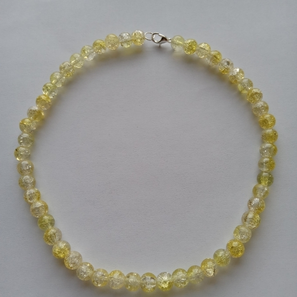 Yellow glass beaded necklace